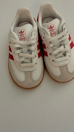 Toddler adidas sambas Red and white size 5c