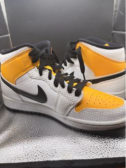 Air Jordan 1 Mid