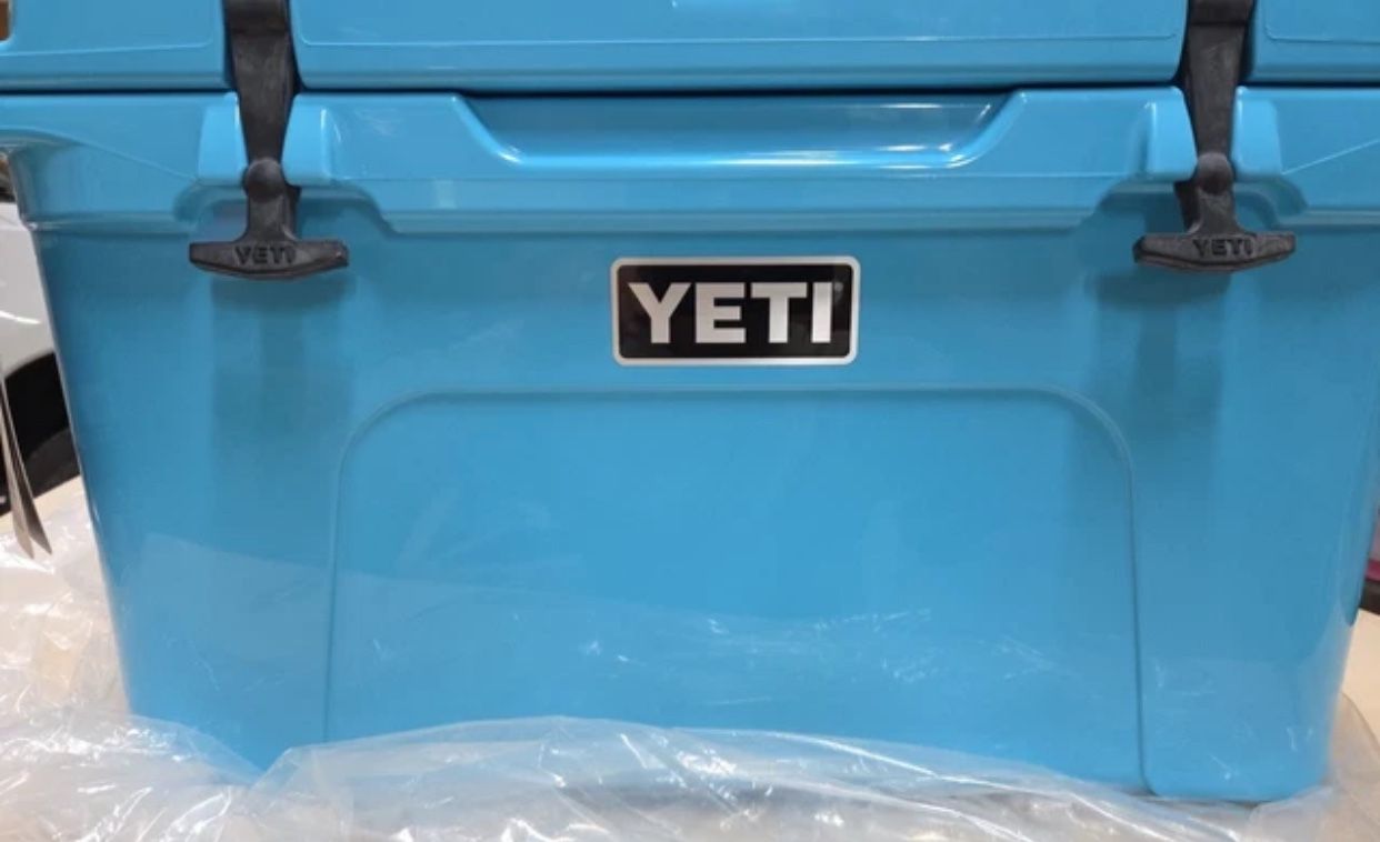 YETI Tundra 45 Cooler