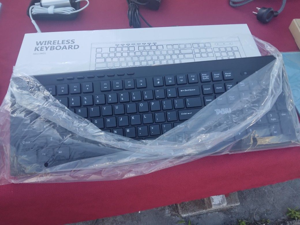 Wireless Full Size Keyboard