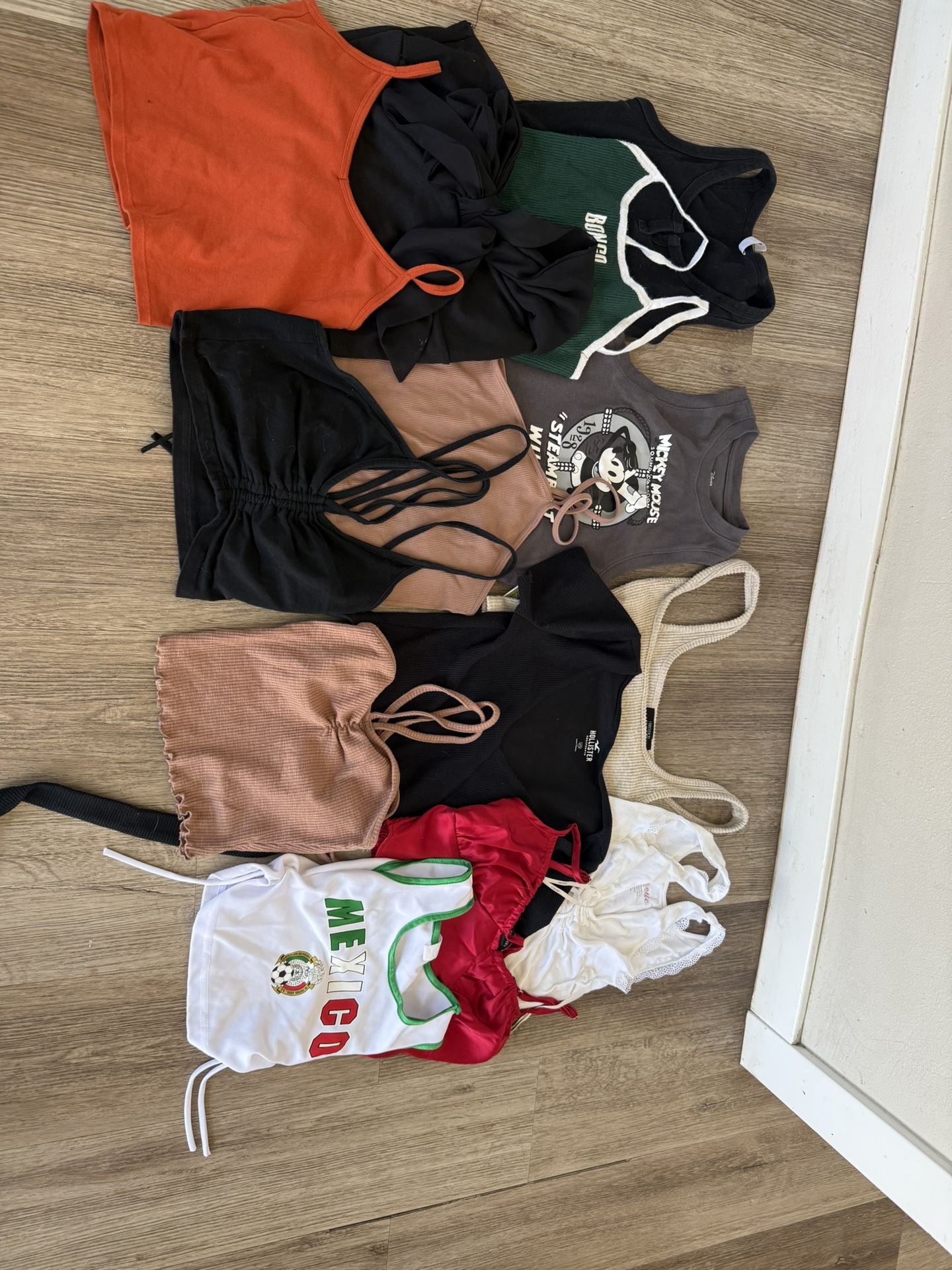 Juniors /teens Lot Of Clothes ! Xs-S