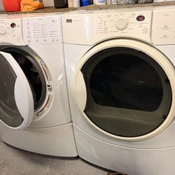 Kenmore Washer & Gas Dryer Set