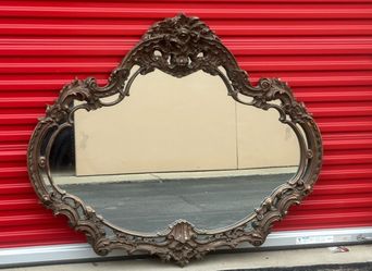 Antique decorative framed mirror