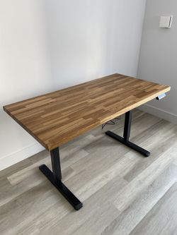 Adjustable Desk/ Rustic Oak