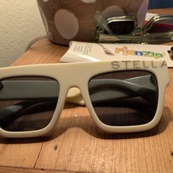 Sunglasses by Stella McCartney 