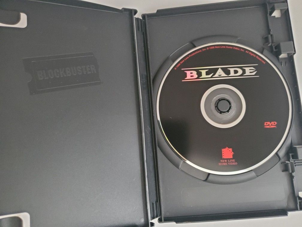 Blade 1998 DVD - Wesley Snipes