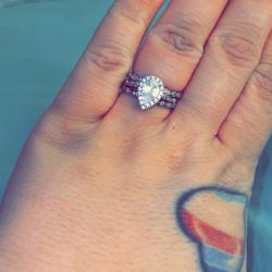 Sterling Silver .925 Wedding Band Set Size 8.5