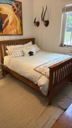 Queen bed frame wood shaker style bed