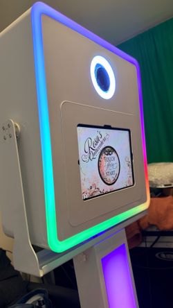 Photo Booth Shell for an Ipad & DSLR w/ Road case