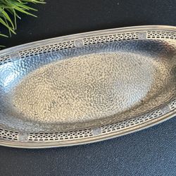 Elegant Silver coated Oval Serving Tray