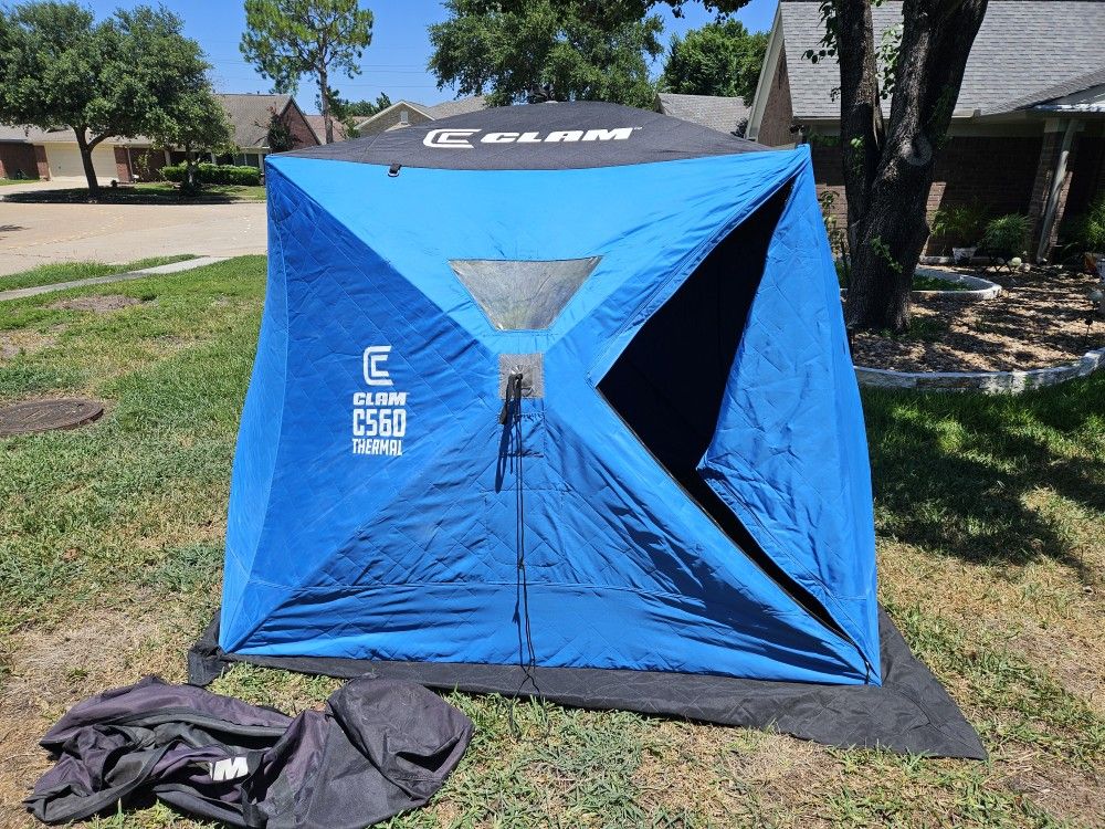 Clam C-560 Thermal Hub Ice Shelter