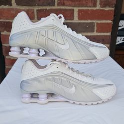 Nike Shox R4 HF5076-100 Platinum Barely Grape White Silver Sneaker