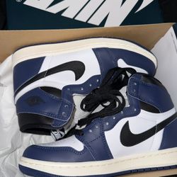 Jordan 1 Midnight Navy