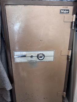 Vintage Major Commercial Fire Safe