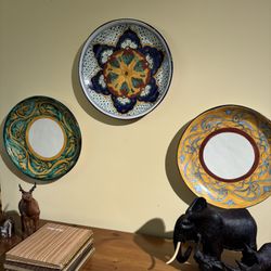 Set of 3  Hugh Vintage Talavera Decorative Plates - Excellent Condition 