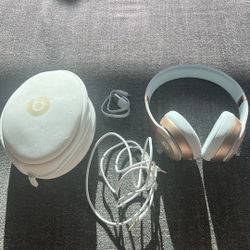 Beats Solo3 Wireless Headphones – Rose Gold w/ Case & Charger