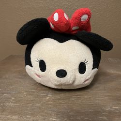Disney Tsum Tsum Medium Size Lot Of 2