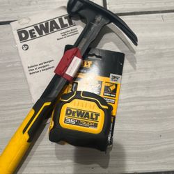 Hammer  Dewalt  14 Oz  And  Tape  Measure  Brand  New 