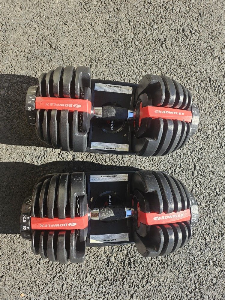 Pair Of Adjustable Bowflex Dumbbells 52.5lbs