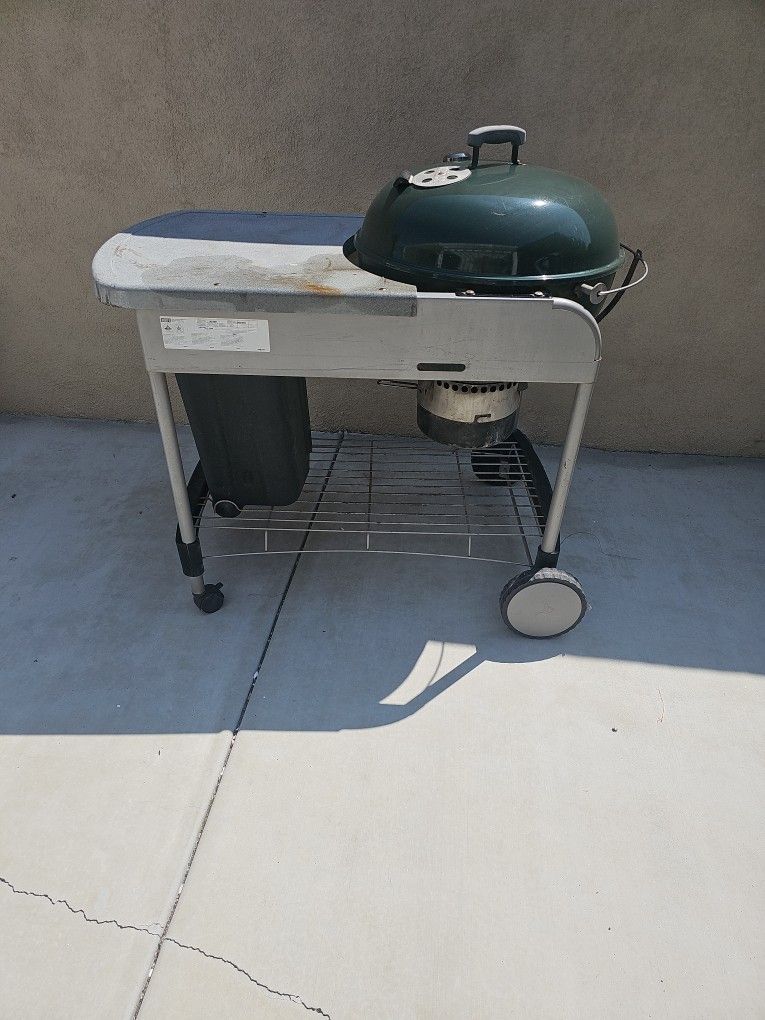 WEBER  Performer