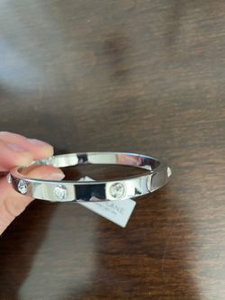 Park Lame Silver Diamond Studded Bracelet