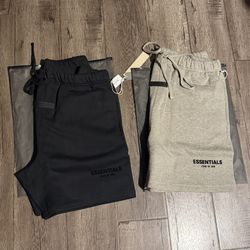 Essentials Shorts
