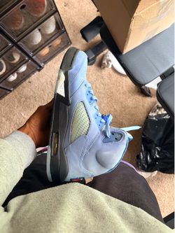 Jordan 5 “UNC” – Size 10.5