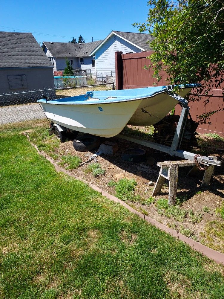 14 Foot Livingston Boat Trailer And Motor for Sale in WA OfferUp