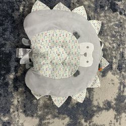 Nursing / Tummy Time Pillow 
