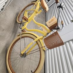 Huffy Yellow Cruiser Bike