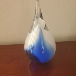 Marian Pyrcak Signed MP Blown Glass Teardrop Paperweight blue and white glass art