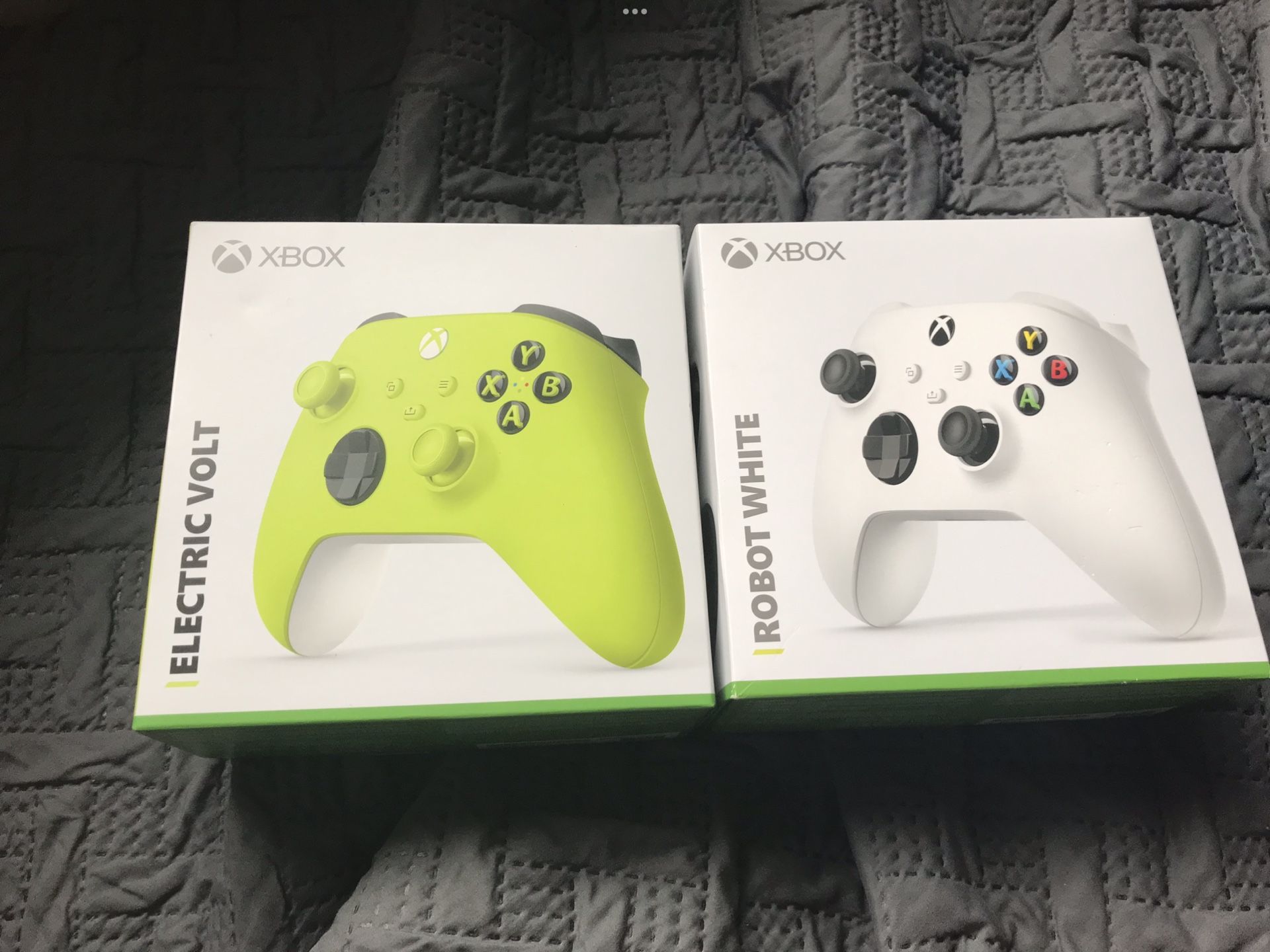 Two Xbox Series Controllers Trade For one Switch 2 pro Controller Or Switch 2 Dock