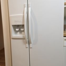 Whirlpool Refrigerator 