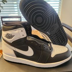 Nike Air Jordan 1 High Black White 