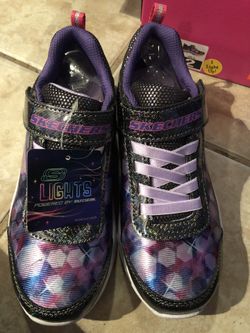 NEW Skechers dance and glow sz 2