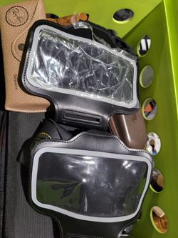 PHONE ARM HOLDER