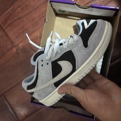 Nike Sb Dunk Low Black Aluminum 