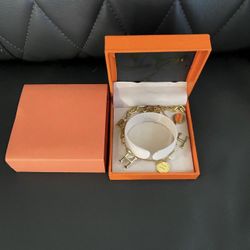 Ladies H Bracelet 