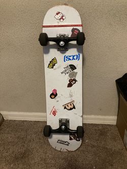 COMPLETE CCS SKATEBOARD