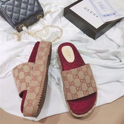 Gucci Sandals 