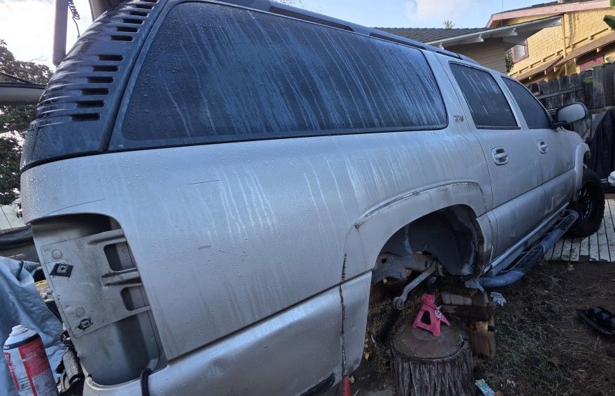 2003 Chevrolet Suburban