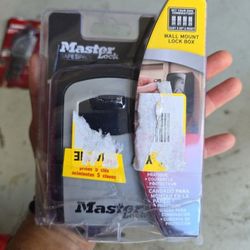 Master Lock - SafeSpace