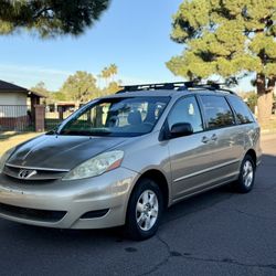 2006 Toyota Sienna 