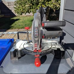 Craftsman 10" Compound Miter Saw 