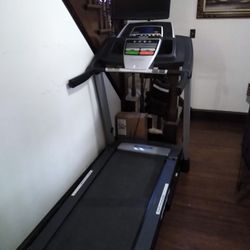 Reebok 710 Treadmill Works Great!!!