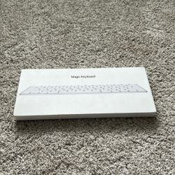 Apple Keyboard 