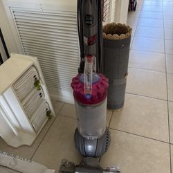 Dyson Vacuum Cleaner 