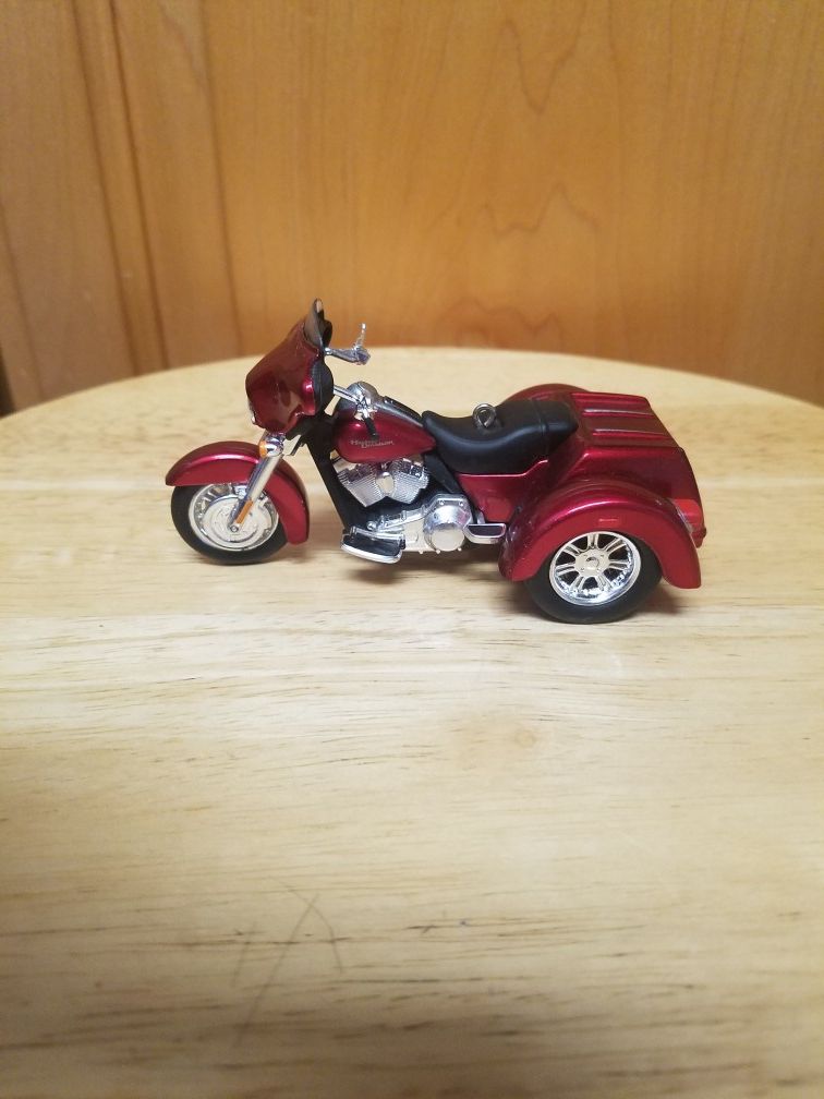 2011 Street Glide Trike Ornament