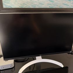 LG 27UD69P Monitor