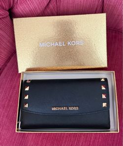 Michael Kors trifold wallet new with box